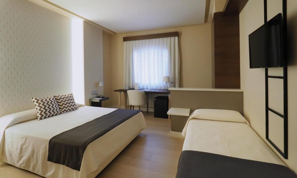 Quinta Real Granada - Habitación Triple Con Balcón