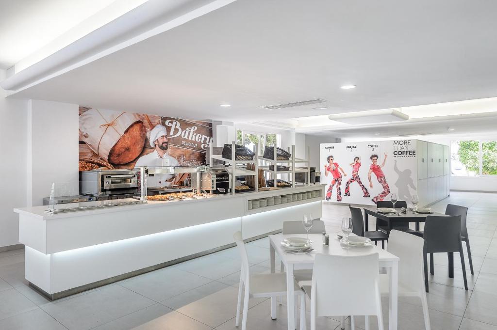 Hotel Vibra Mare Nostrum, Playa den Bossa – Tarifs 2023