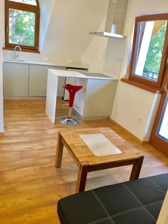 Kuchyň nebo kuchyňský kout v ubytování Apartman Diófa