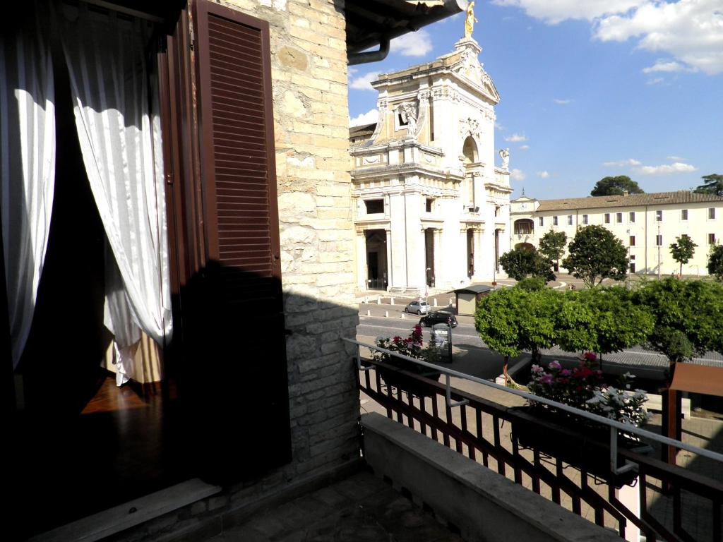A balcony or terrace at Piazza degli Angeli