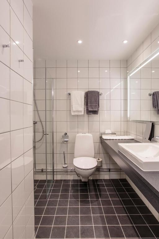 Home Hotel Uman - Standard Twin Room