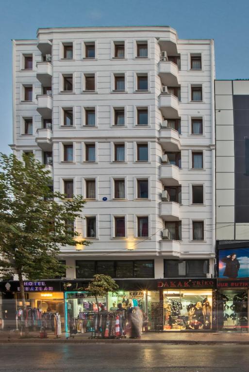 The building in which a szállodákat is located