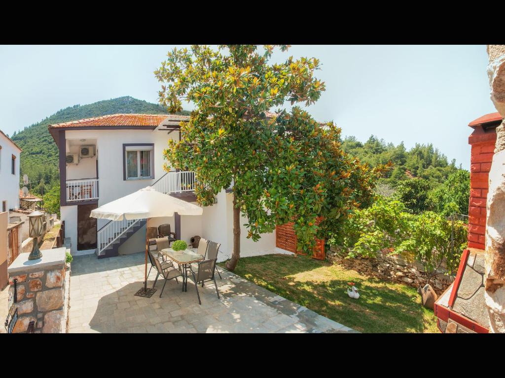Gallery image of Evmorfias House in Kallirakhi