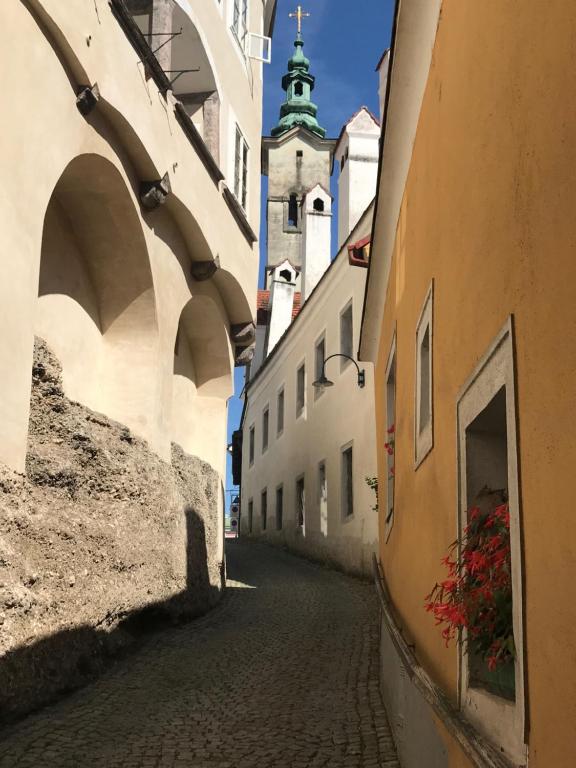 Budova, v ktorej sa apartmán nachádza