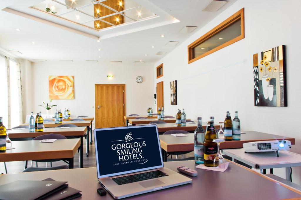 Nápoje v ubytování QU Hotel Augsburg