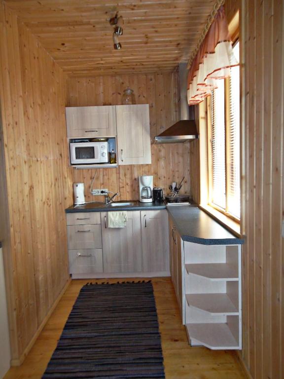 Kuchyň nebo kuchyňský kout v ubytování Kotka Housing-FreeParking