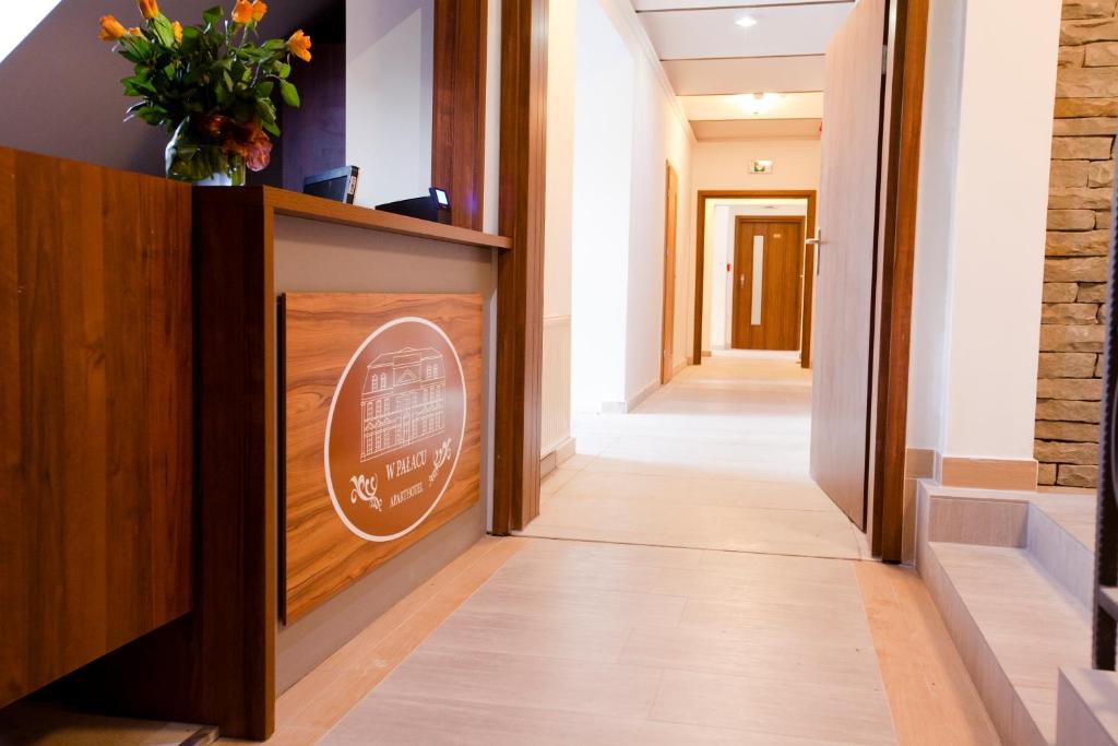 Aparthotel W Palacu - Resim 11