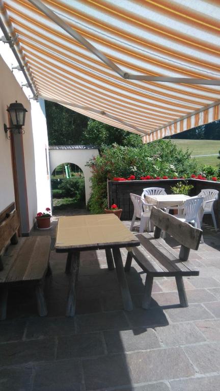 Balkón nebo terasa v ubytování Pension Höggerhof