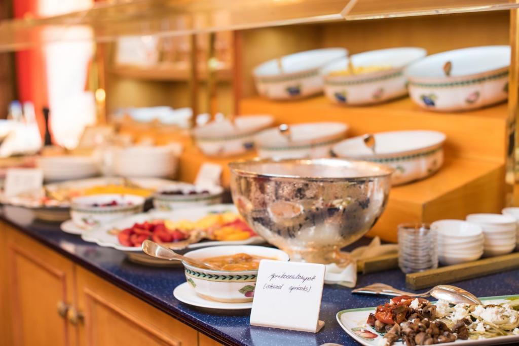 Cibo presso l'hotel o nelle vicinanze