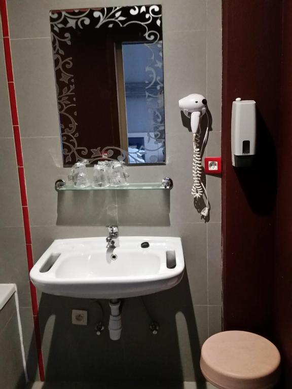 Hotel Prince de Liege - Resim 3