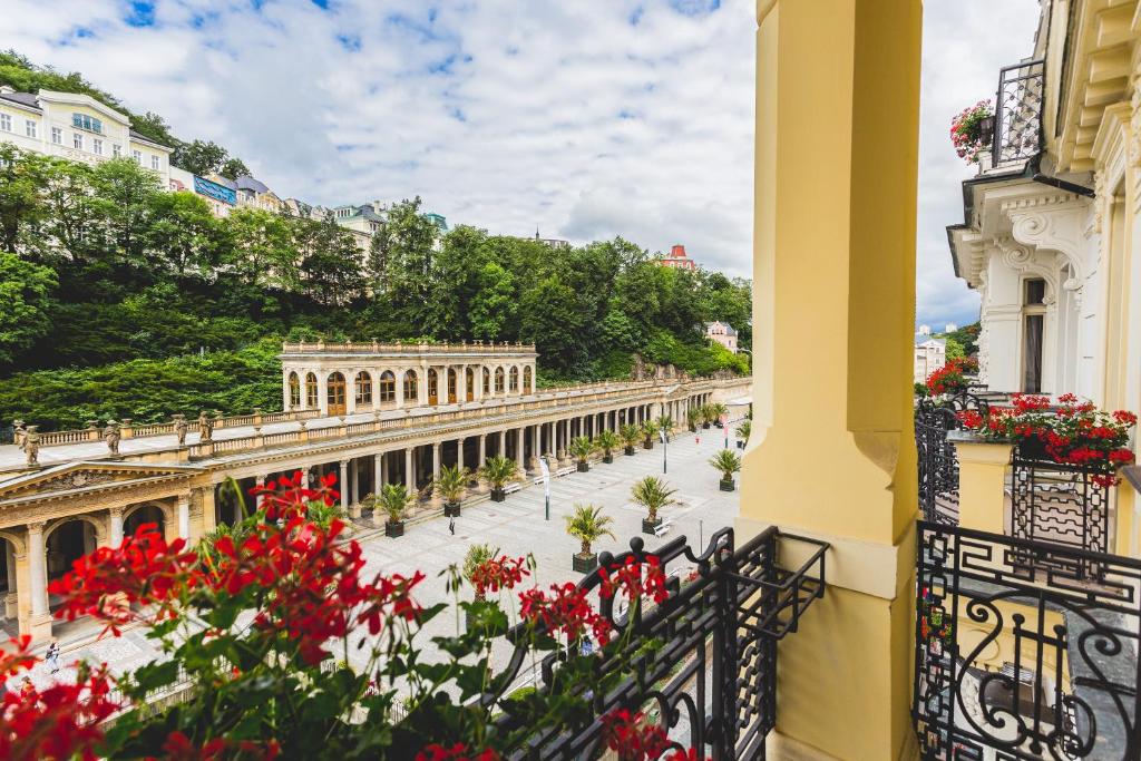 Balkón nebo terasa v ubytování ASTORIA Hotel & Medical Spa
