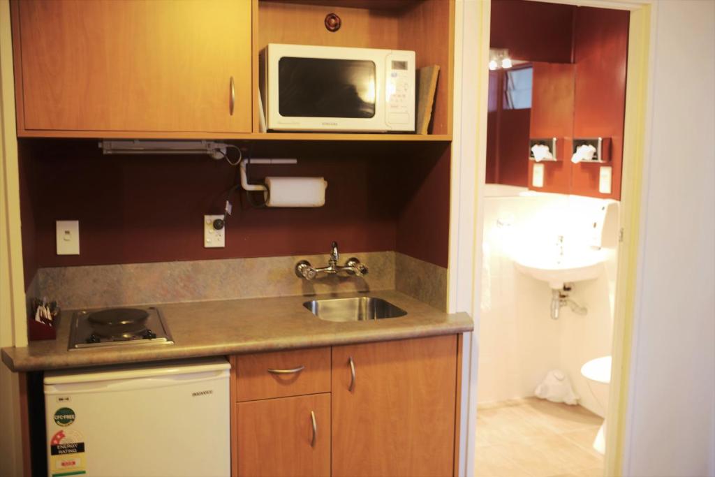 Kiwi Studios Motel - Resim 18