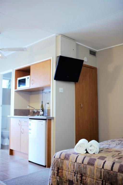 Kiwi Studios Motel - Resim 21