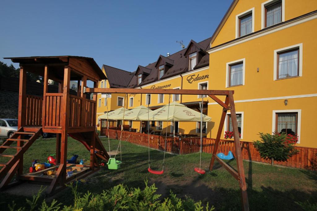 Herní místnost nebo prostor pro děti v ubytování Penzion Eduard