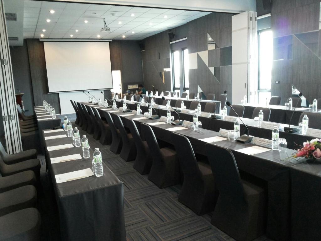 Konferenční prostory v ubytování The Crystal Hotel Buriram - formerly X2 Vibe Buriram