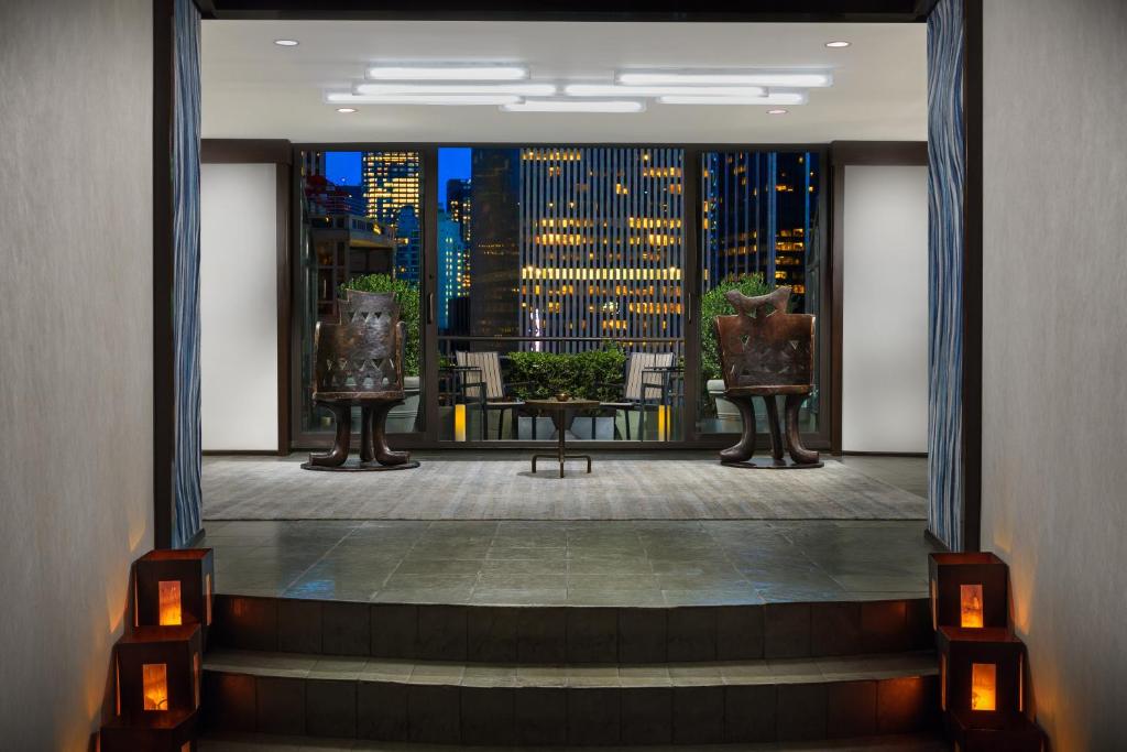 Royalton New York - Suite With Terrace