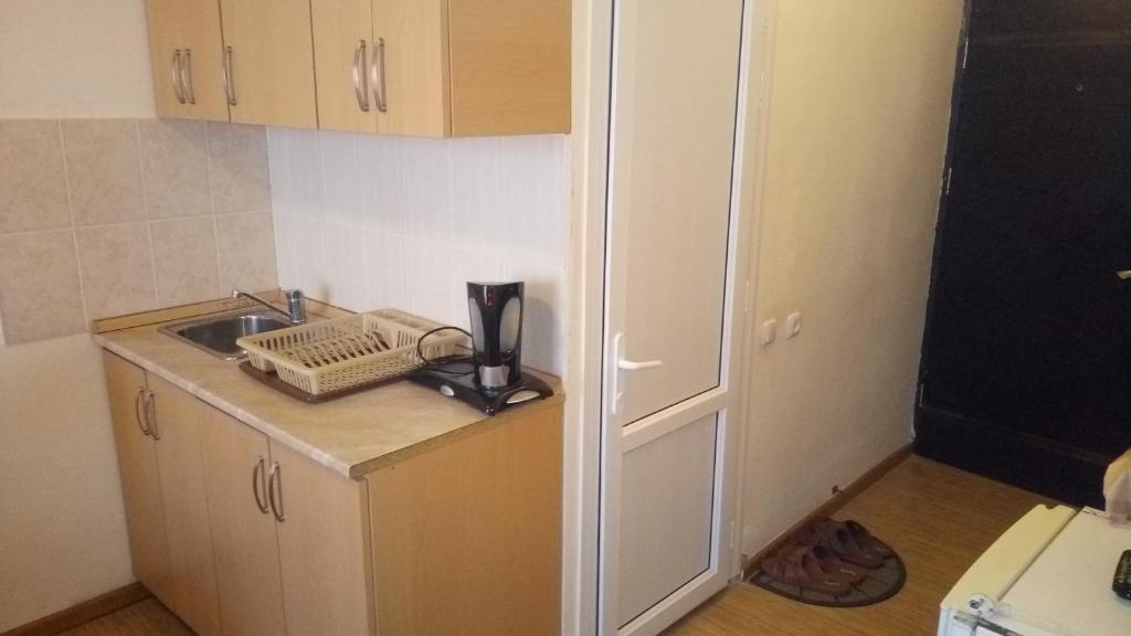 Kuchyň nebo kuchyňský kout v ubytování Armenia Hostel