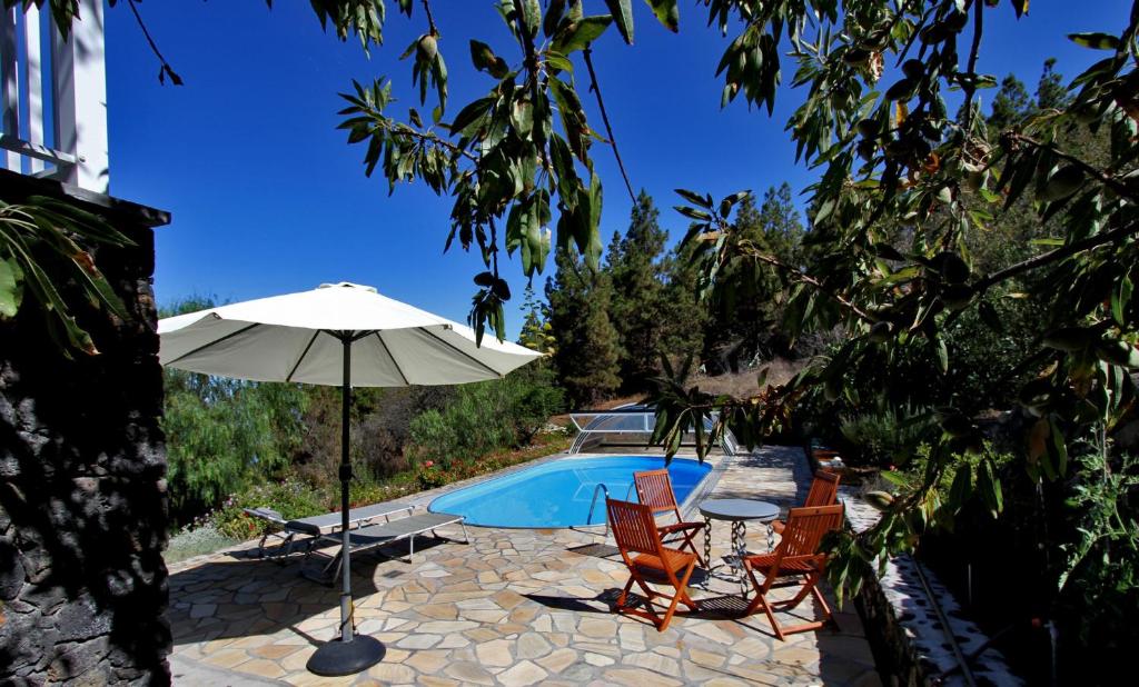 Villa Finca Tijarafe mit beheiztem, abdeckbarem Pool - Villa