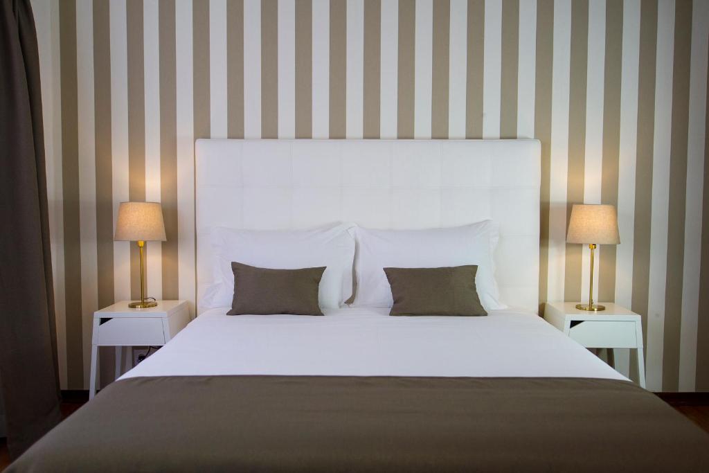 Art 4 You Cascais Suites - 1