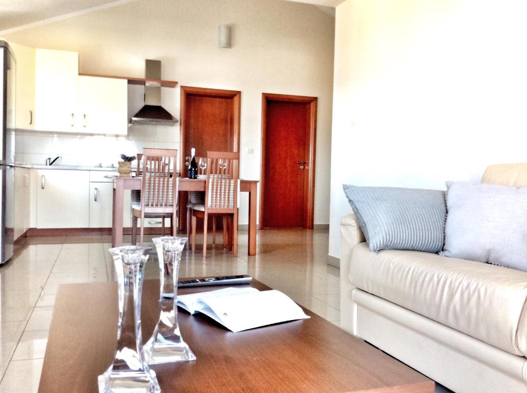 Kuchyň nebo kuchyňský kout v ubytování Apartments Kovacic