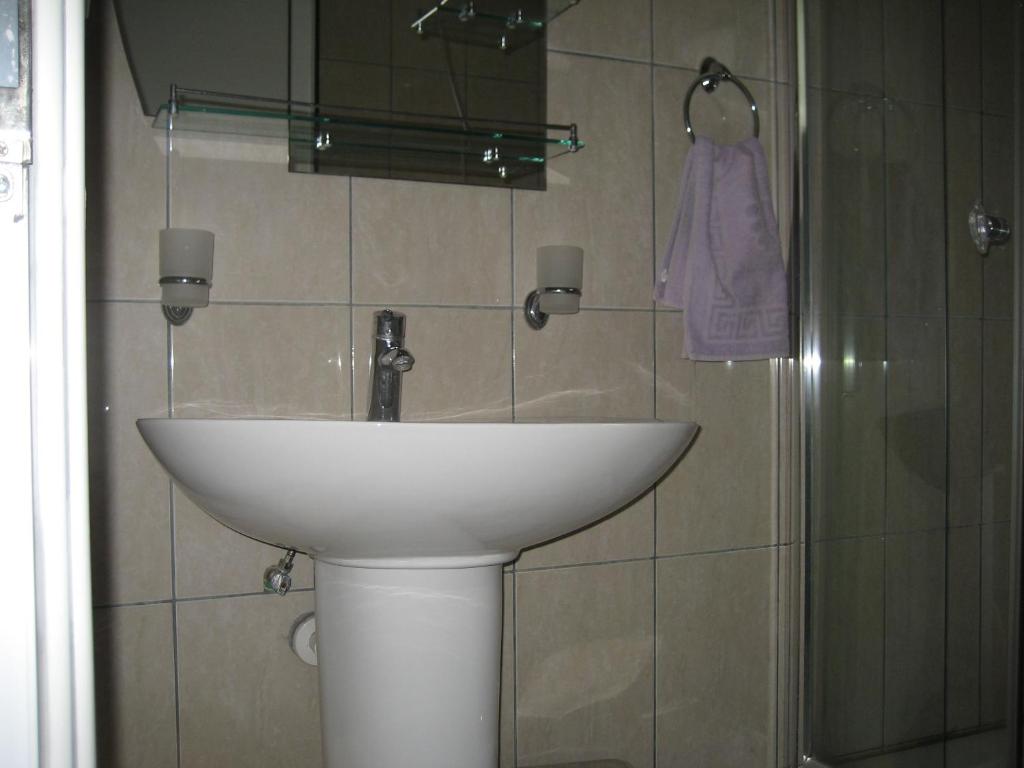 Koupelna v ubytování Guest House Vila Mimoza