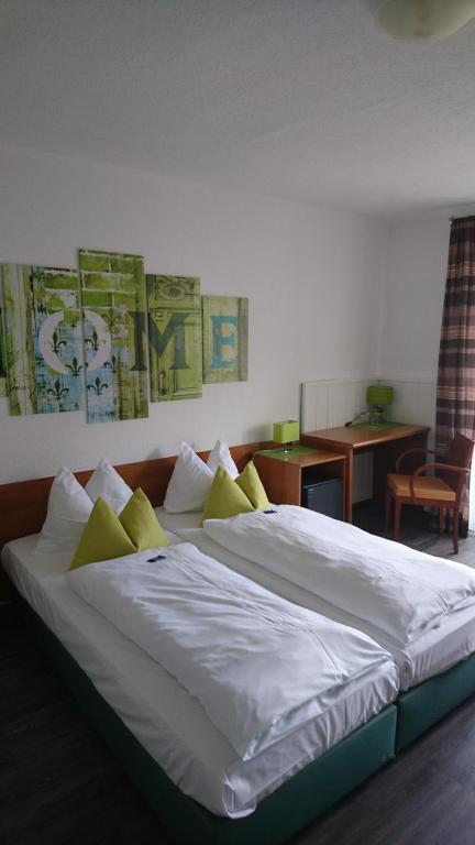 Hotel Deutschherrenhof - Konfor Üç Kişilik Oda