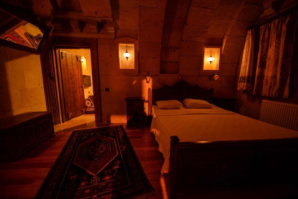 Vineyard Cave Hotel - 16