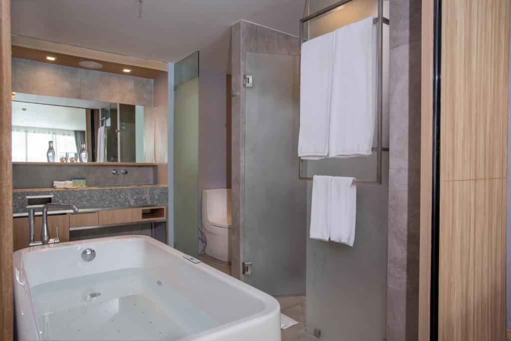 La Vela Khao Lak - SHA Extra Plus - 5