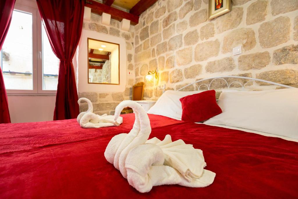 Juliette's Palace Studios - 18