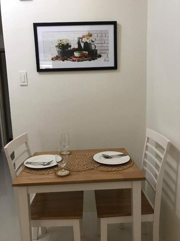 Fotografie z fotogalerie ubytování Taal View Condo by Liza v destinaci Tagaytay