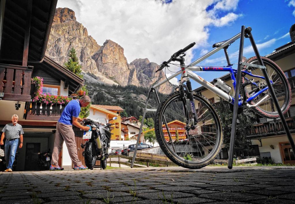 Jízda na kole v ubytování Mountain B&B - La Scalira nebo okolí