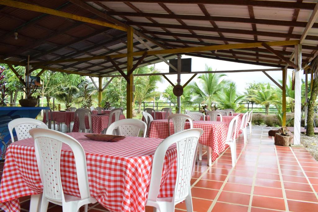 Restaurace v ubytování Hotel Nuquimar