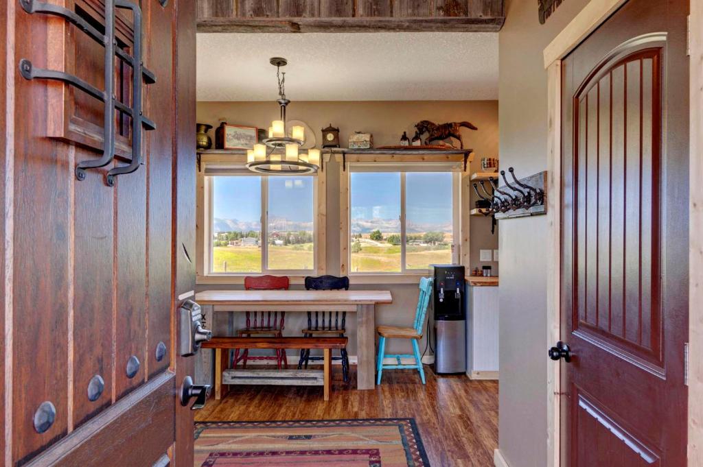 Foto dalla galleria di Mountain Haven Cabins a Mountain View