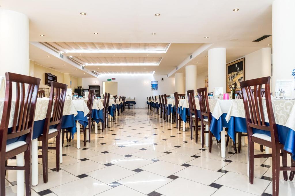 Restaurace v ubytování Hotel Lem-Casadei