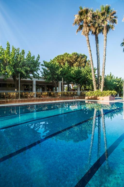 Piscina en o cerca de Càmping Bellsol
