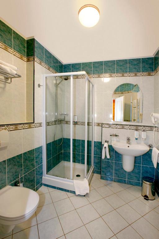 Sant Georg Garni - 5