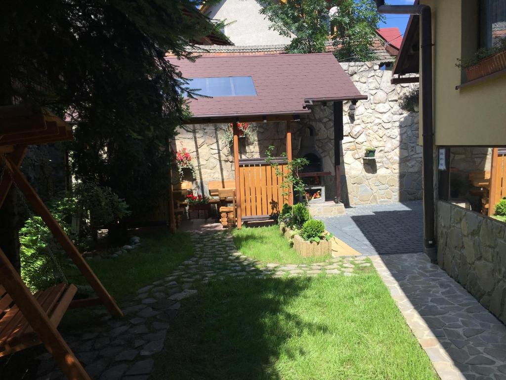Vonkajšia záhrada v ubytovaní Willa Nad Strumykiem