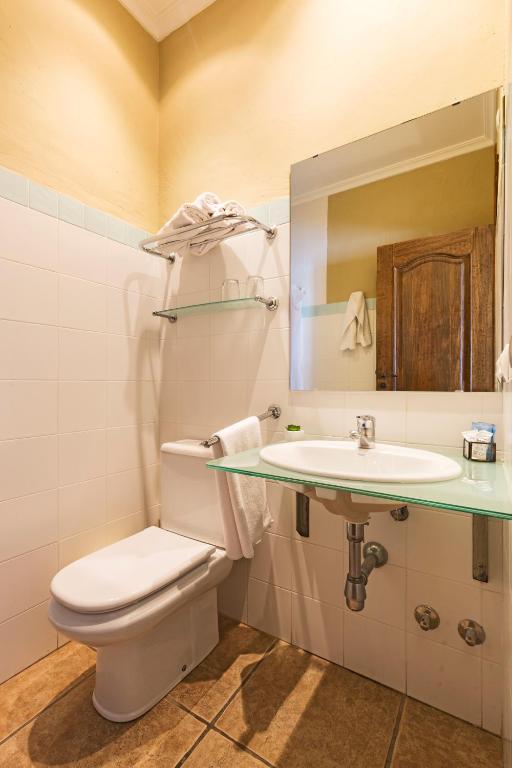 Hostal Tres Molins - Double Or Twin Room