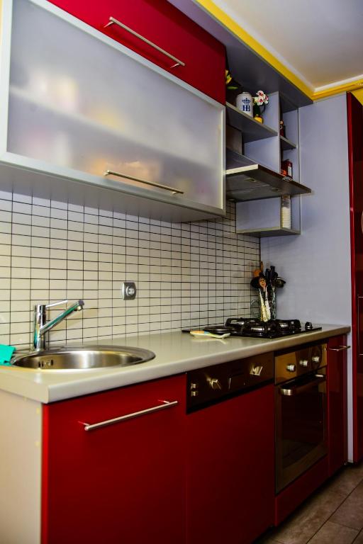 Kuchyňa alebo kuchynka v ubytovaní Apartman Gita Zagreb