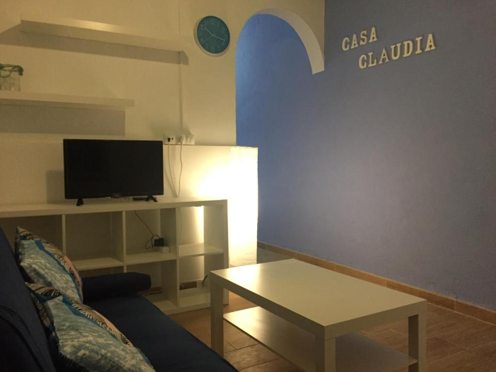 TV a/nebo společenská místnost v ubytování Casa Claudia