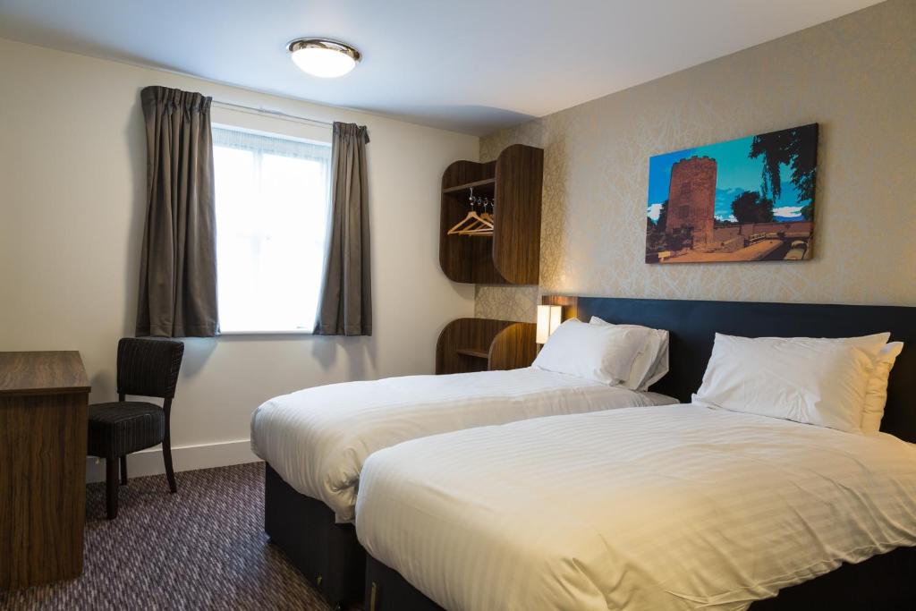 Spread Eagle, Gailey by Marston's Inns - Twin Room