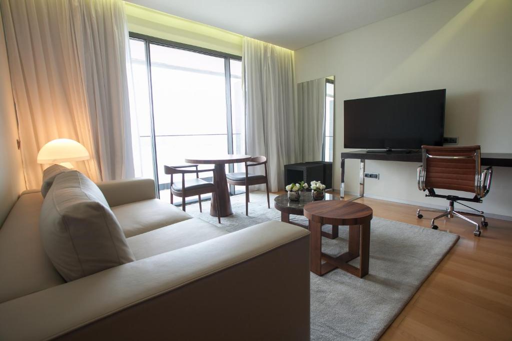 TV a/nebo společenská místnost v ubytování Hotel Pérola