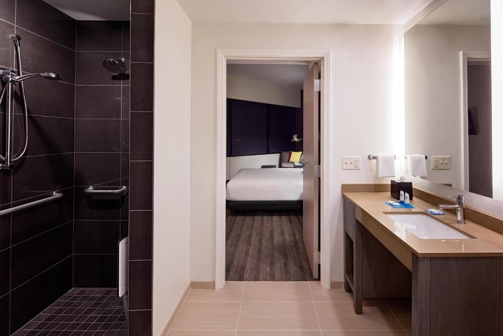 Hyatt House New Orleans Downtown - Salle Royale Avec Baignoire Accessible - Accès Au Handicap