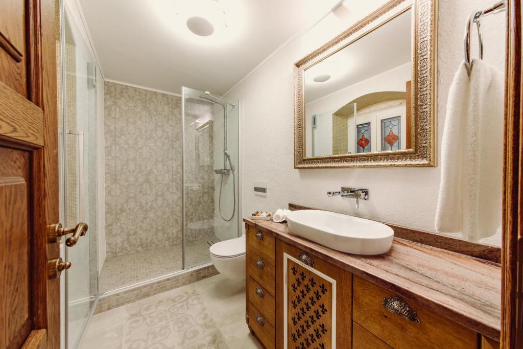 Villa Nepos Hotel - 5