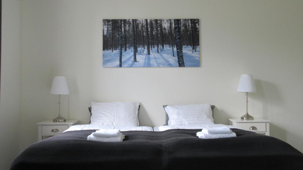 Postel nebo postele na pokoji v ubytování Hedenstugan B&B Hotel