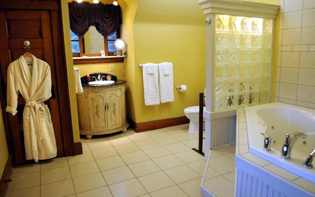The Oliver Inn - Suite De Deux Chambres