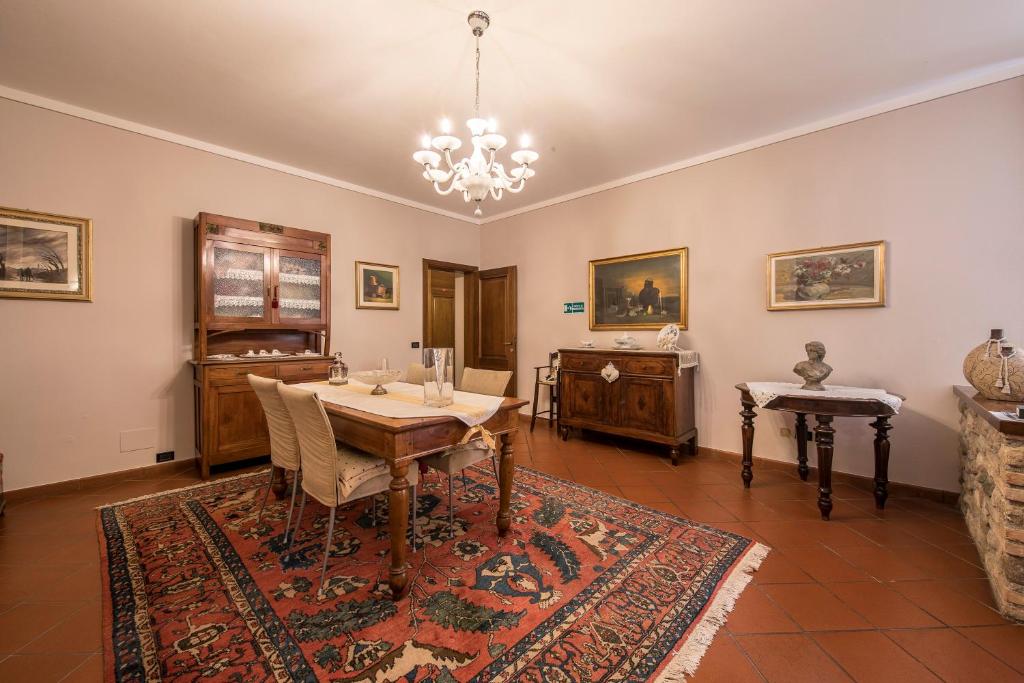 Fotografie z fotogalerie ubytování Trattoria Milani v destinaci Lonato