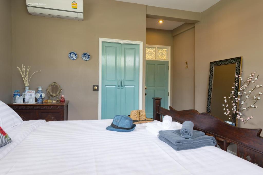 The Unforgotten B&B - 6