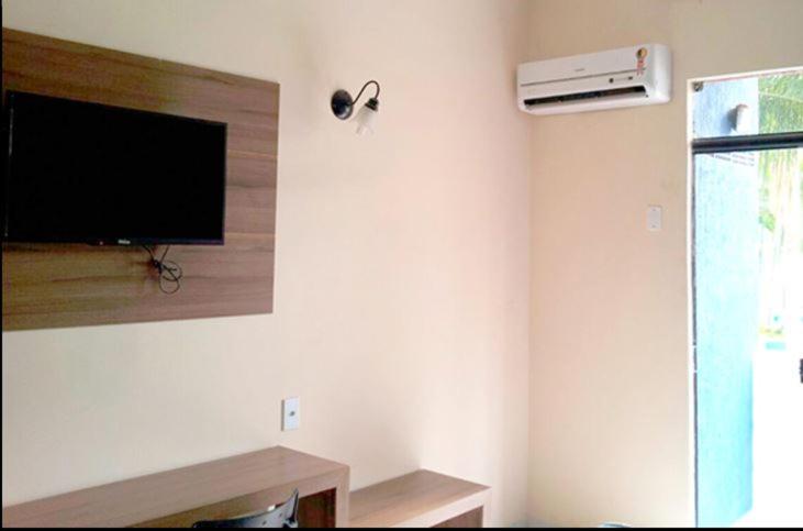 TV a/nebo společenská místnost v ubytování Fiesta Park Hotel