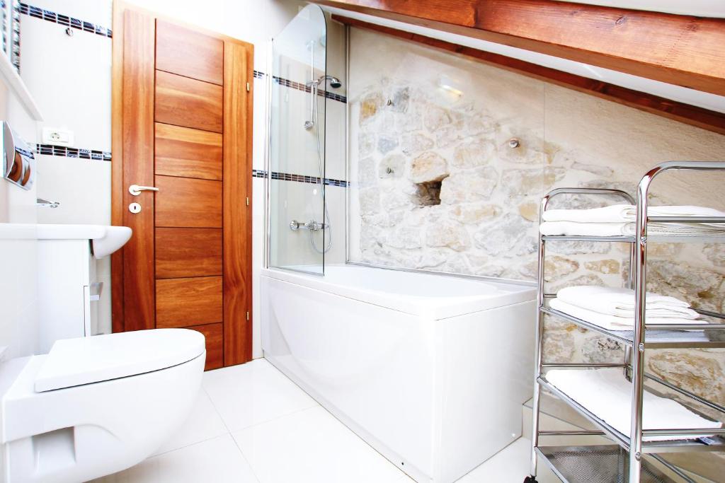 Kúpeľňa v ubytovaní Villa Kampanel